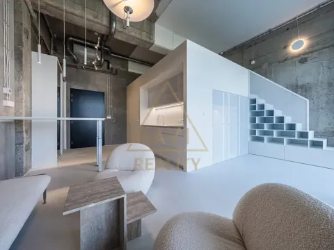 Pronájem atypického bytu, Praha - Modřany, Československého exilu, 41 m2