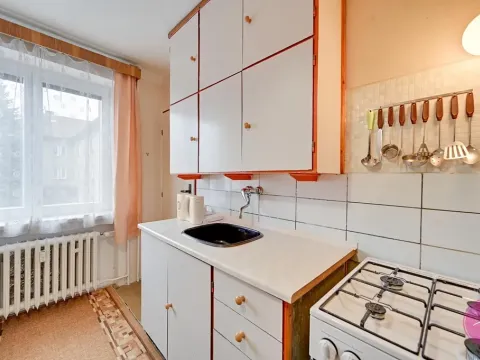 Prodej bytu 2+1, Olomouc, Ladova, 58 m2