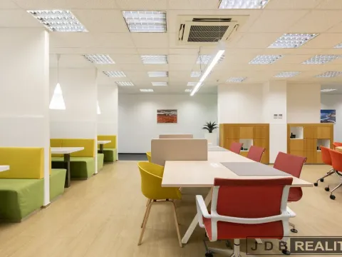Pronájem kanceláře, Praha - Holešovice, Dělnická, 110 m2
