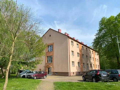 Pronájem bytu 1+1, Rybitví, Školní, 34 m2