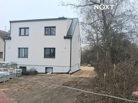 Pronájem bytu 2+kk, České Budějovice, Ledenická, 56 m2