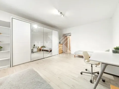 Prodej bytu 4+1, Praha - Holešovice, Bubenská, 100 m2