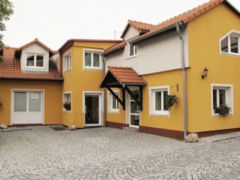 Pronájem kanceláře, Praha - Řepy, Žalanského, 40 m2