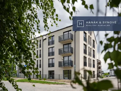 Prodej bytu 3+kk, Pohořelice, U Kasáren, 84 m2