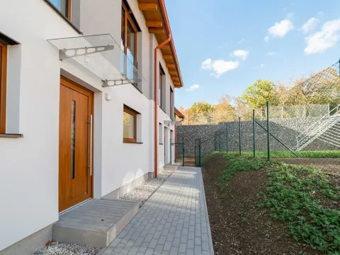 Prodej rodinného domu, Mořina, 106 m2