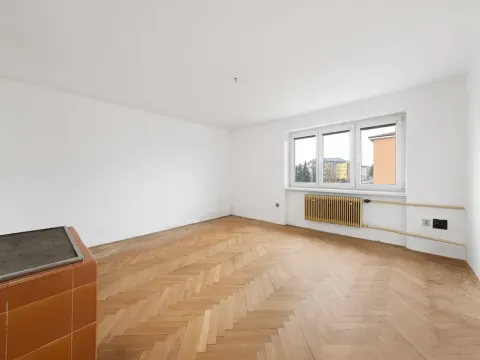 Prodej bytu 3+1, Bystřice, U Stadionu, 58 m2