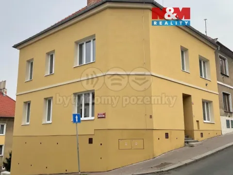 Pronájem bytu 1+1, Žatec, Příkrá, 44 m2