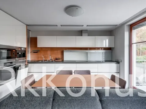 Prodej bytu 2+kk, Praha - Dejvice, Paťanka, 75 m2