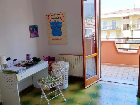 Prodej bytu 3+1, Via Michelangelo, Scalea, Kalábrie, Itálie, 120 m2