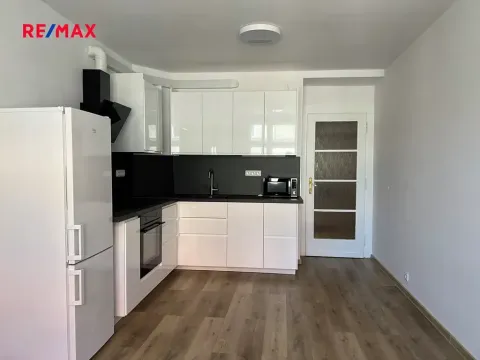 Pronájem bytu 2+kk, Praha - Vinohrady, Slezská, 52 m2