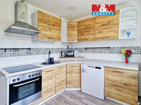 Prodej bytu 2+1, Chomutov, Borová, 60 m2