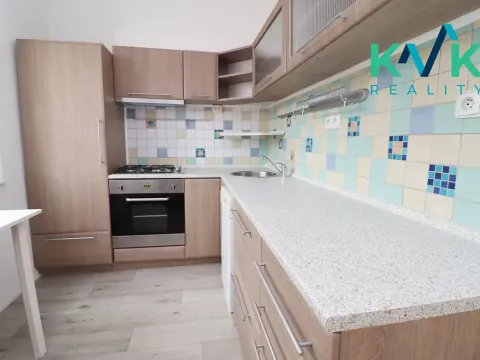 Pronájem bytu 2+1, Nová Role, Svobodova, 54 m2