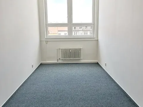 Pronájem kanceláře, Praha - Libeň, Sokolovská, 20 m2