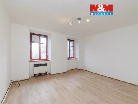 Pronájem bytu 2+1, Náměšť nad Oslavou, Zámek, 61 m2