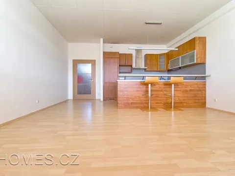 Pronájem bytu 2+kk, Praha - Libeň, Českomoravská, 58 m2