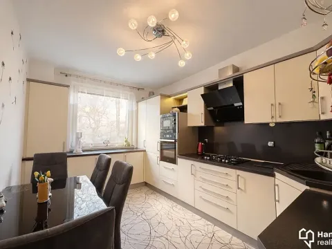 Prodej bytu 3+1, Šumperk, Finská, 84 m2