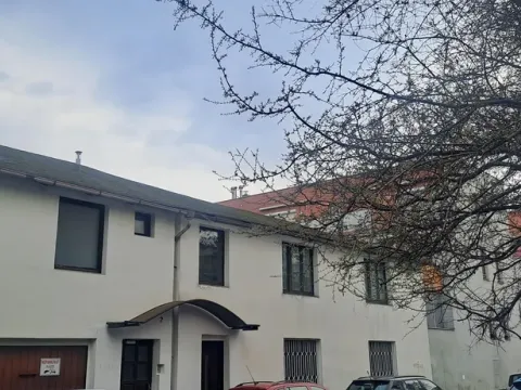 Pronájem kanceláře, Praha - Strašnice, Sečská, 180 m2