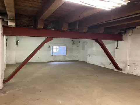 Pronájem výrobních prostor, Buštěhrad, 925 m2