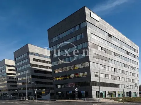 Pronájem kanceláře, Praha - Prosek, Prosecká, 300 m2