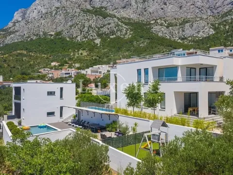 Prodej vily, Makarska, Chorvatsko, 150 m2