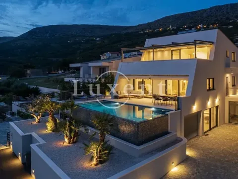 Prodej vily, Split, Chorvatsko, 320 m2