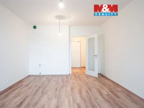 Pronájem bytu 1+kk, Praha, 34 m2