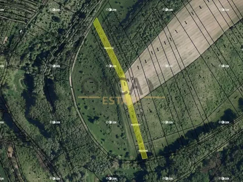 Prodej podílu pole, Hustopeče, 1025 m2