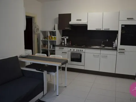 Pronájem bytu 2+kk, Olomouc, Dukelská, 47 m2