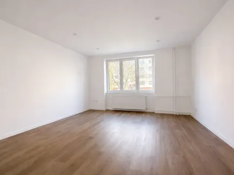 Prodej bytu 3+kk, Ostrov, Kollárova, 55 m2