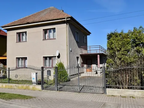 Prodej rodinného domu, Břehy, Obránců míru, 123 m2