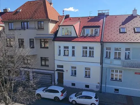 Prodej činžovního domu, České Budějovice, Na Nábřeží, 240 m2