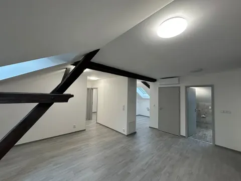 Prodej bytu 3+kk, Úsobí, 67 m2