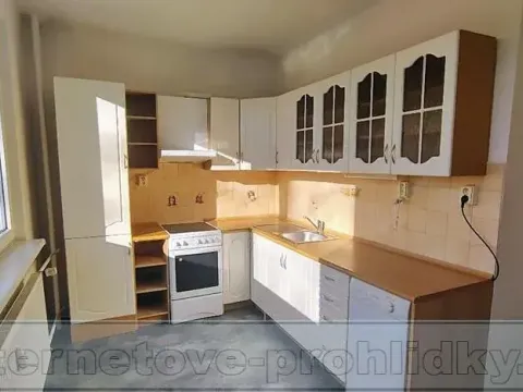 Pronájem bytu 3+1, Liberec, Sametová, 77 m2