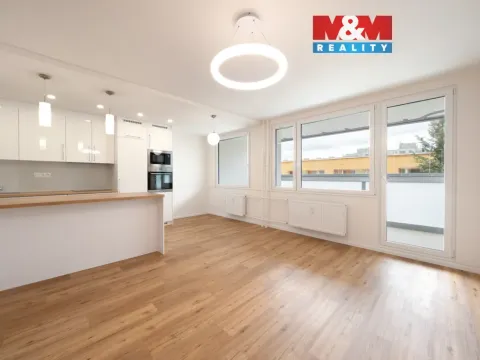 Prodej bytu 3+kk, Praha - Bohnice, Zelenohorská, 77 m2