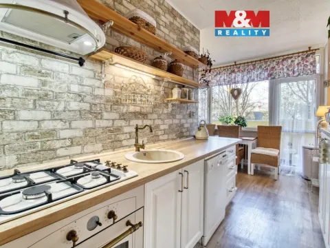 Prodej bytu 2+1, Litvínov - Horní Litvínov, Mostecká, 63 m2