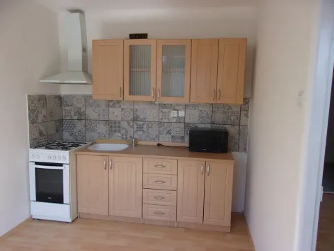 Pronájem bytu 3+1, Most, K. H. Borovského, 61 m2