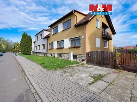 Prodej rodinného domu, Olomouc - Nemilany, Sportovní, 245 m2