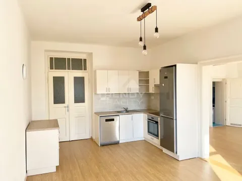 Pronájem bytu 2+kk, Plzeň, Dobrovského, 59 m2