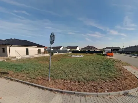 Prodej pozemku pro bydlení, Pohořelice, Eitingerova, 853 m2