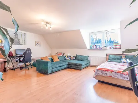 Pronájem bytu 2+1, Liberec, Na Perštýně, 94 m2