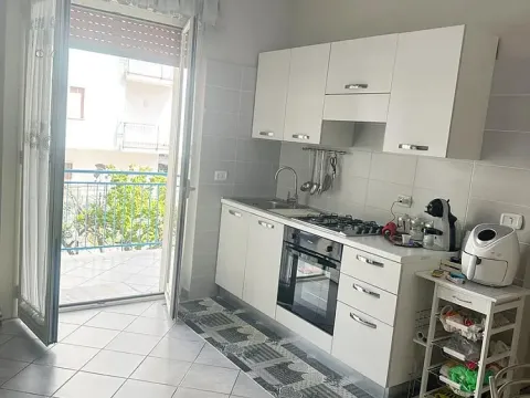 Prodej bytu 3+kk, Scalea, Kalábrie, Itálie, 67 m2