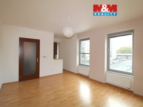 Pronájem bytu 1+kk, Kolín, Roháčova, 29 m2