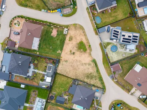 Prodej pozemku, Doubravčice, Lázná, 843 m2