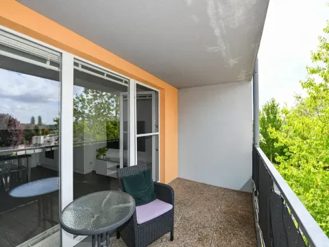 Pronájem bytu 2+kk, Praha - Uhříněves, Saturnova, 45 m2