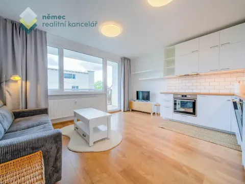 Pronájem bytu 1+kk, Praha - Kamýk, Otradovická, 34 m2