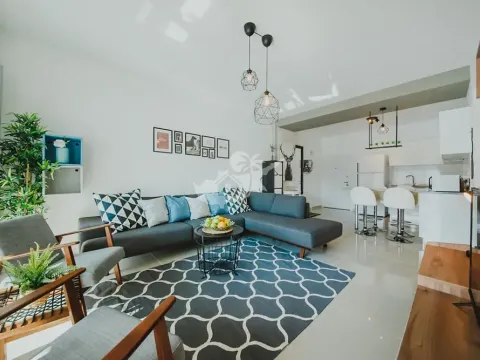Prodej bytu 2+1, Trikomo, Kypr, 76 m2