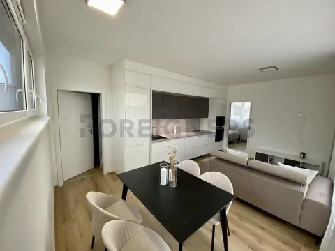 Pronájem bytu 2+kk, Pardubice, Východní, 52 m2