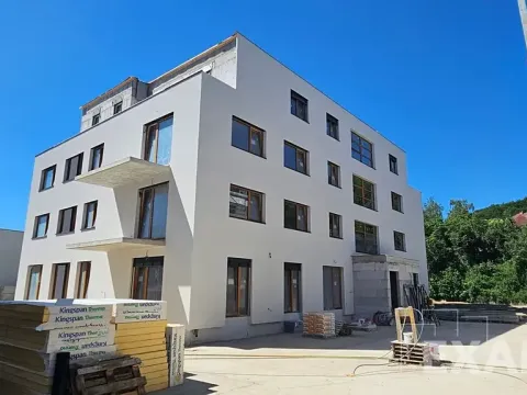 Prodej bytu 3+kk, Praha - Radotín, náměstí Osvoboditelů, 71 m2