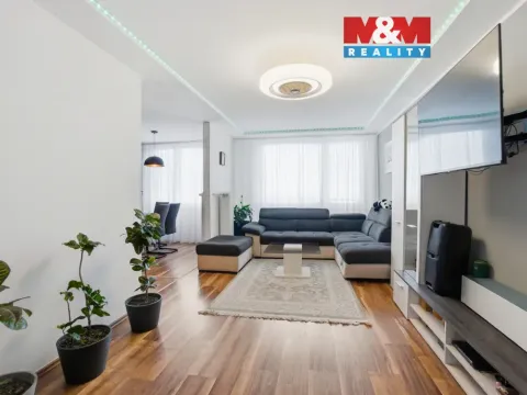Prodej bytu 3+1, Praha - Prosek, Prosecká, 69 m2