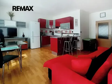 Pronájem bytu 2+kk, Kolín, Třídvorská, 63 m2